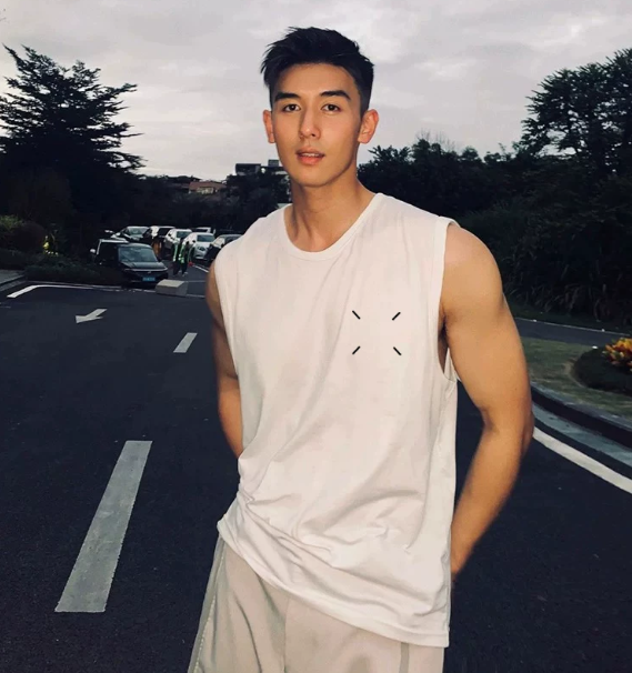 ESSENTIALS BEYOURSELF Signature "X" Stitch Muscle Tank – Oversized Streetwear Edition