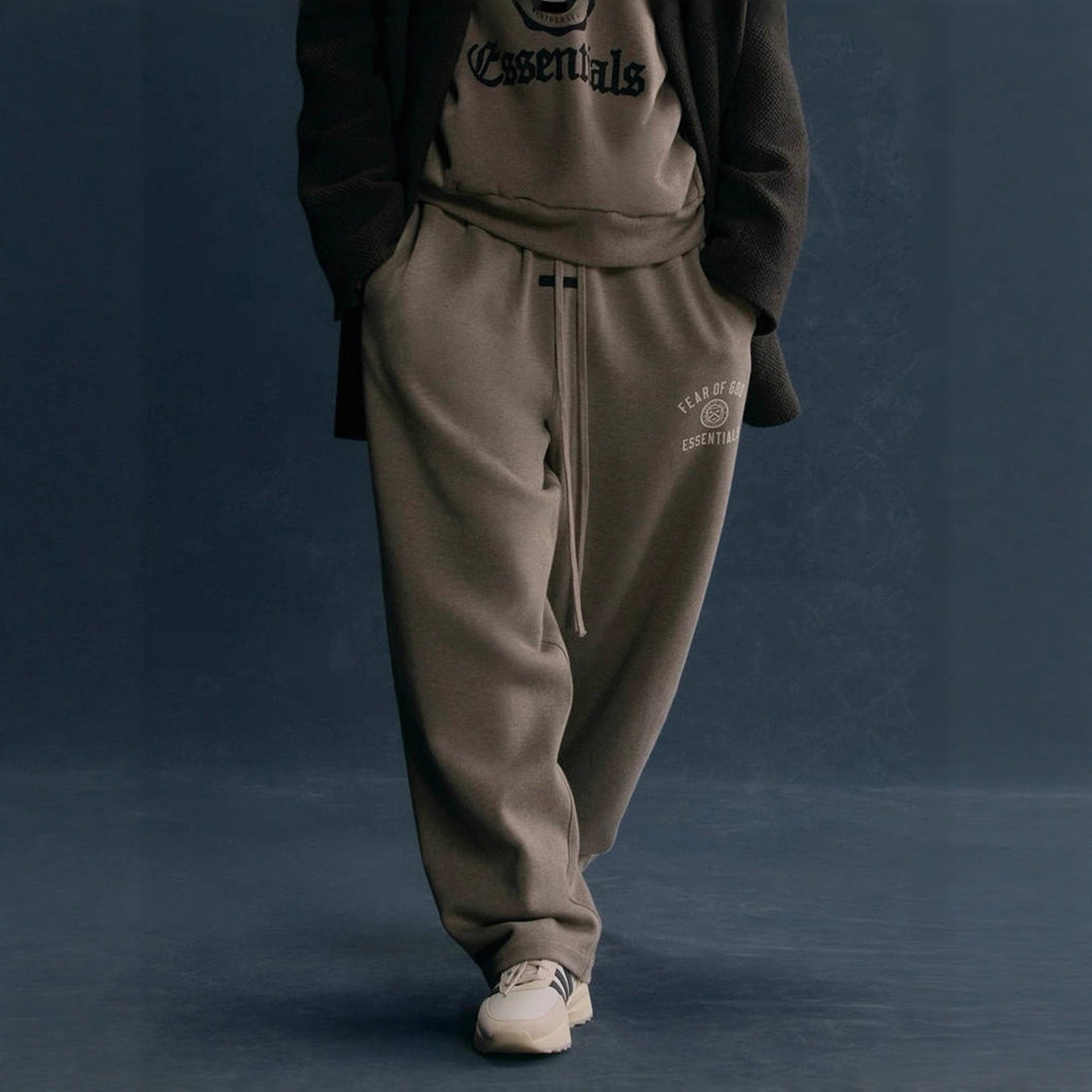 ESSENTIALSHHH Autumn/Winter Plush American High Street Trendy Brand Casual Loose Couple Pants Men's and Women's Bathroom Pants Men's